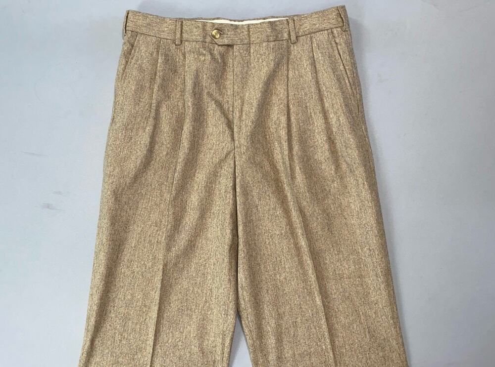 Bill Blass Pleated/Cuffed Wool-Cashmere Flannel Dress Pants, Slacks. 32X29.5 EUC